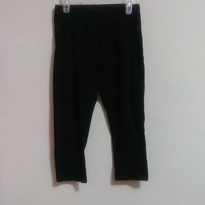 No Boundaries Black Capri Leggings